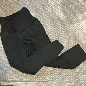 Old Navy Black Maternity Pixie Pants